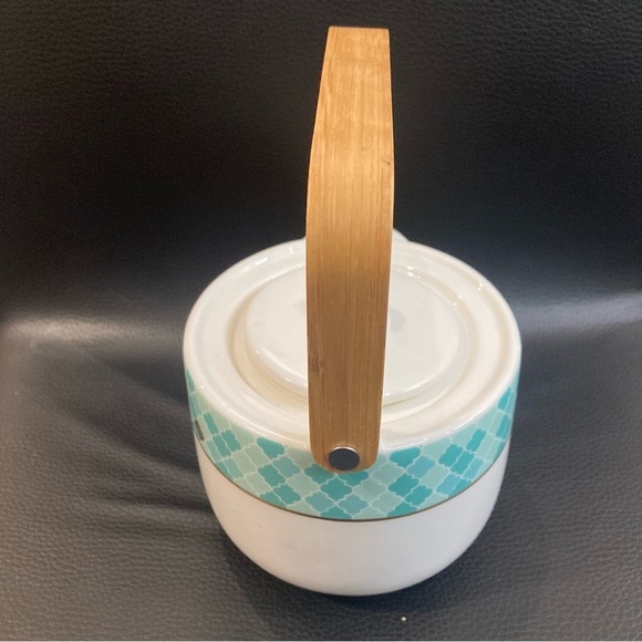 DAVID’S TEA Never Used Green Leaf Motif Gold Accent Wood Handle Tea  Pot - Picture 9 of 15